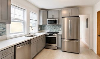 30 Eatonia St 30, Boston, MA 02134
