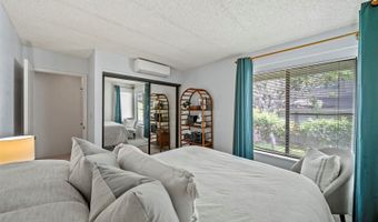 98-1712 KAAHUMANU St 11A, Pearl City, HI 96782
