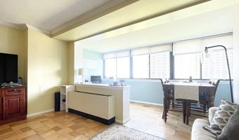 2 Hawthorne Pl 16K, Boston, MA 02114