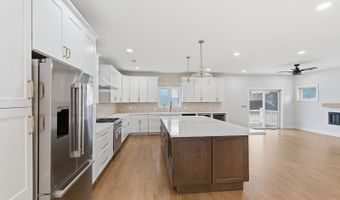 54 E Washington Ave, Atlantic Highlands, NJ 07716