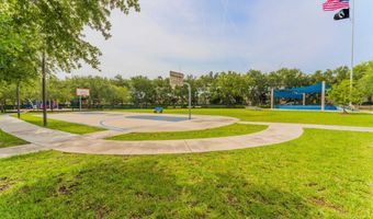 798 MAIN St, Atlantic Beach, FL 32233