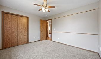 158 Elm Ridge Dr, North Liberty, IA 52317