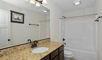 2010 SE Clover Ridge Dr, Ankeny, IA 50021
