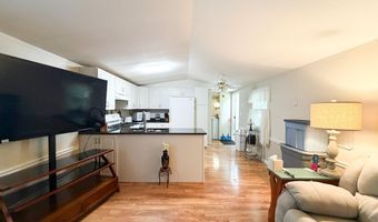 26 Edgewood Dr, Allenstown, NH 03275