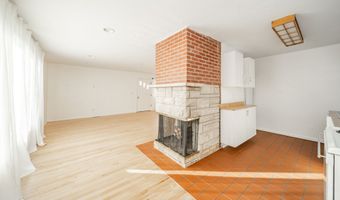 1708 Falls Ct, Anderson, IN 46012