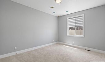 6147 Beacon Ln, Chubbuck, ID 83202