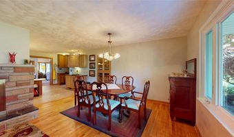 3840 CHAPEL HILL Dr, Erie, PA 16506