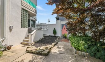 5 Deal Lake Ct, Asbury Park, NJ 07712