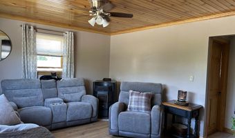 80 Maynesboro St, Berlin, NH 03570