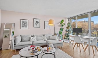 2059 HUNTINGTON Ave 1002, Alexandria, VA 22303