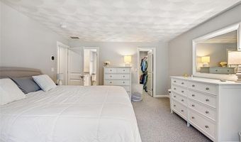 123 Terrace Ave, Cumberland, RI 02864