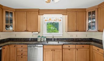 18 Cards Mill Rd, Columbia, CT 06237
