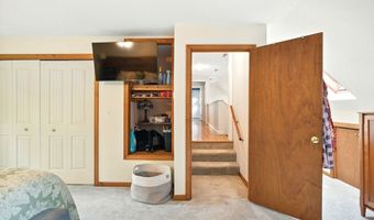 171 White Fox Rd, Agawam, MA 01030