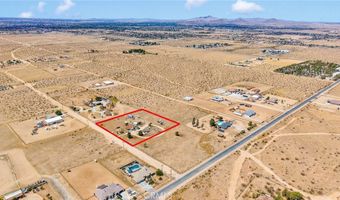 23222 Chia Rd, Apple Valley, CA 92308