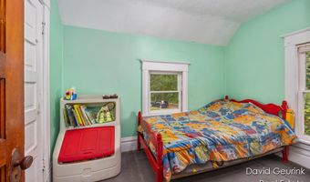 608 Trowbridge St, Allegan, MI 49010