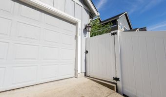 518 SE 14TH Ave, Battle Ground, WA 98604