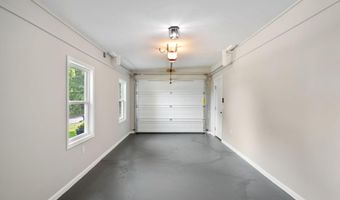 121 NE Hill Dr, Abingdon, VA 24210