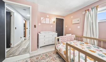 14 Wilkes Rd, Danbury, CT 06811