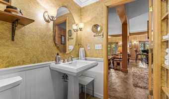 9788 Brian Way, Cascade, ID 83611