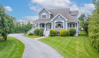 75 Wood St, Bristol, RI 02809