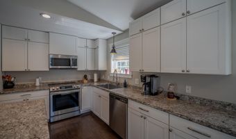 13 Benjamins Way, Bangor, ME 04401