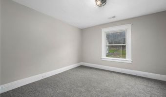 1122 Wade St, Aliquippa, PA 15001