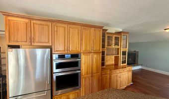 1907 S Shore Dr, Albert Lea, MN 56007