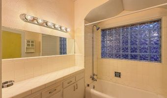 900 E 16th, Ada, OK 74820