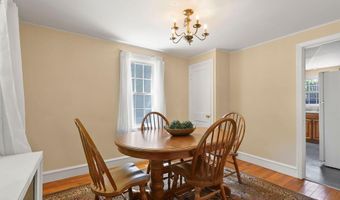 39 Eldorado St, Cranston, RI 02910