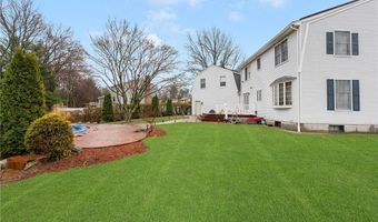 6 Lake Dr, North Providence, RI 02904