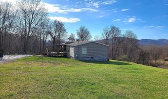 83 Hoss Ln, Alderson, WV 24910