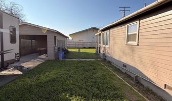10670 Jackson St, Armona, CA 93202