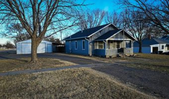 720 10th St, Beaver City, NE 68926
