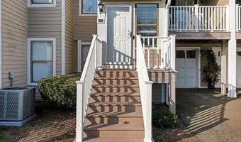 109 Peddlars Dr 109, Branford, CT 06405