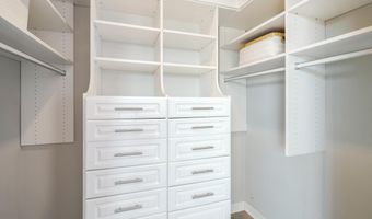 911 2ND St NE 501, Washington, DC 20002