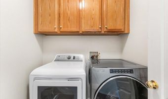 1336 Funston Dr, Santa Rosa, CA 95407