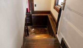 18 Hudson St, Bangor, ME 04401