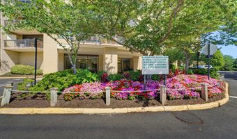203 YOAKUM Pkwy 910, Alexandria, VA 22304
