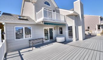 19 Centerboard Dr, Bayville, NJ 08721