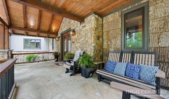 6 Valley Watch Ct, Banner Elk, NC 28604