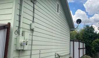 311 S 6th St, Alpine, TX 79830