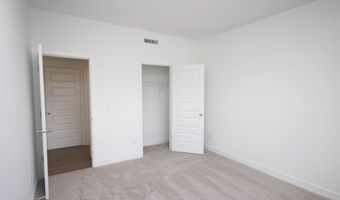 7291 Standish Ln, Avon, IN 46123