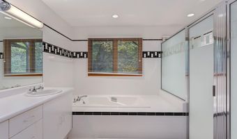107 S Merrivale Ave, Beverly Shores, IN 46301