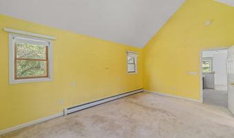 72 Morrill Dr, Burlington, VT 05408