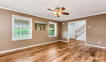 118 Paupers Ridge Ln, Banner Elk, NC 28604