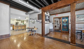 201 N Main St, Alma, WI 54610