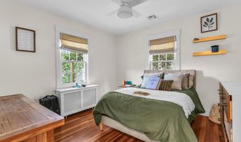 81 7th Ave, Atlantic Highlands, NJ 07716