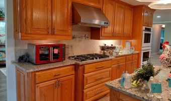 1231 C/R 201A, Angleton, TX 77515