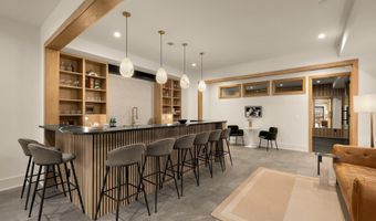 6916 CARMICHAEL Ave, Bethesda, MD 20817