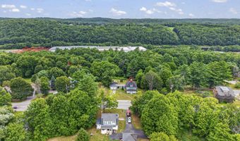 748 Riverside Dr, Augusta, ME 04330